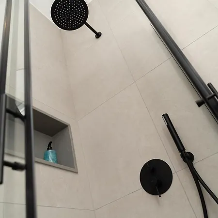 Luxury In The Heart Of 公寓 利马索尔