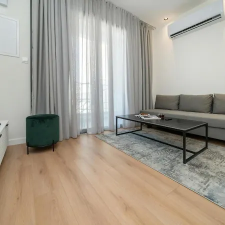 Luxury In The Heart Of 아파트