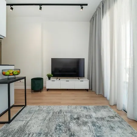 Luxury In The Heart Of * 레메소스