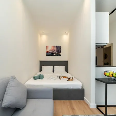 Luxury In The Heart Of 아파트 레메소스