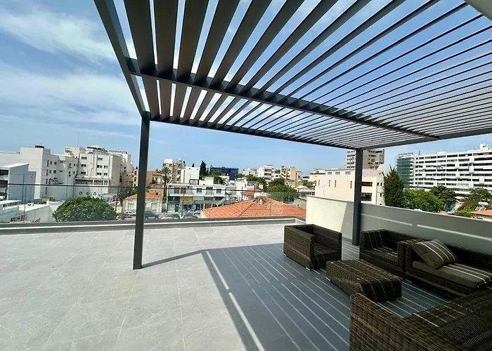 Luxury In The Heart Of *