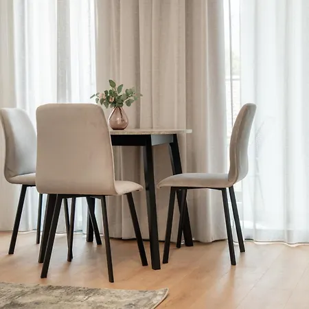 Διαμέρισμα Luxury In The Heart Of